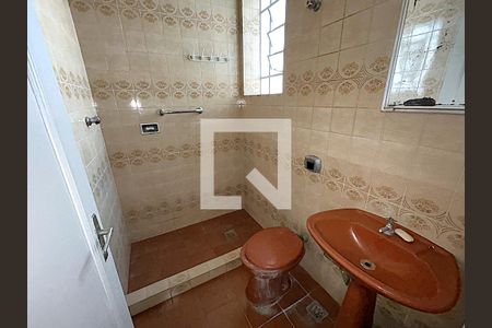 Banheiro de casa para alugar com 2 quartos, 80m² em Méier, Rio de Janeiro