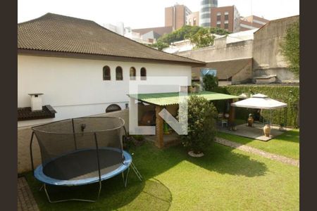 Casa à venda com 3 quartos, 800m² em Jardim Leonor, São Paulo