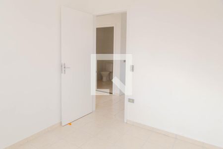 Quarto 2 de apartamento para alugar com 2 quartos, 44m² em Jardim Nova Cidade, Guarulhos