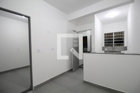 Sala/Cozinha de casa para alugar com 1 quarto, 34m² em Jardim Germania, São Paulo