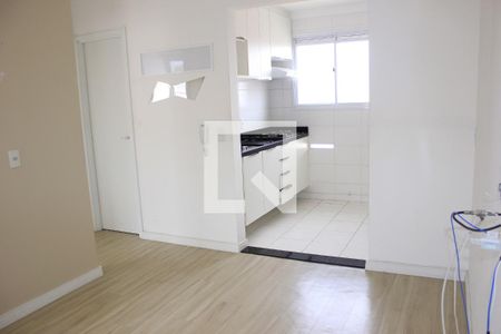 Sala de apartamento para alugar com 2 quartos, 40m² em Jardim Albertina, Guarulhos