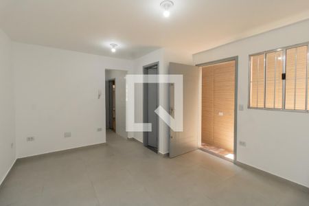 Sala de casa para alugar com 1 quarto, 38m² em Vila Paulistania, São Paulo