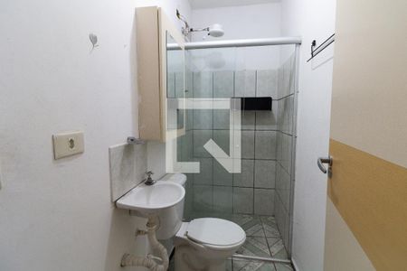 Banheiro de kitnet/studio para alugar com 1 quarto, 30m² em Jardim Esmeralda, São Paulo