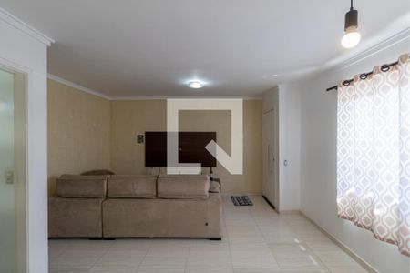 Sala de casa de condomínio à venda com 3 quartos, 100m² em Vila Ré, São Paulo