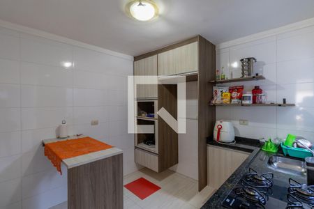 Cozinha de casa de condomínio à venda com 3 quartos, 100m² em Vila Ré, São Paulo