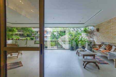 Varanda Sala de apartamento à venda com 3 quartos, 160m² em Barra da Tijuca, Rio de Janeiro