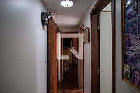 Corredor de apartamento à venda com 3 quartos, 127m² em Santo Antônio, Belo Horizonte