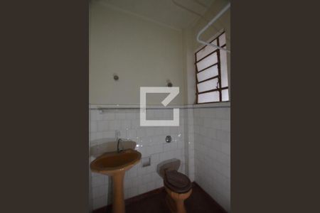 Banheiro de casa para alugar com 1 quarto, 100m² em Marechal Hermes, Rio de Janeiro