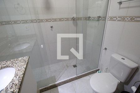 Banheiro de apartamento à venda com 2 quartos, 64m² em Vila da Penha, Rio de Janeiro