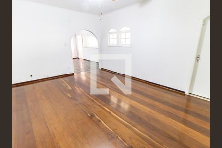 Sala de Lareira de casa para alugar com 3 quartos, 285m² em Vila Gomes Cardim, São Paulo