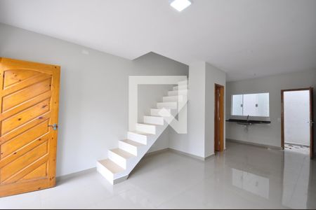 Sala de casa para alugar com 2 quartos, 54m² em Vila Mazzei, São Paulo