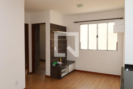 Sala de apartamento para alugar com 2 quartos, 58m² em Vila Santa Teresinha, São Paulo