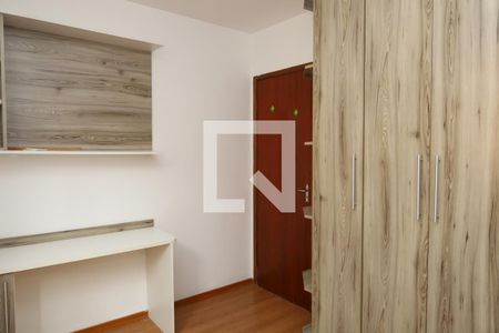 Quarto de apartamento para alugar com 2 quartos, 58m² em Vila Santa Teresinha, São Paulo