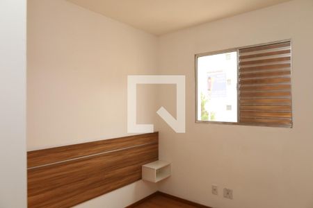 Quarto 2 de apartamento para alugar com 2 quartos, 58m² em Vila Santa Teresinha, São Paulo