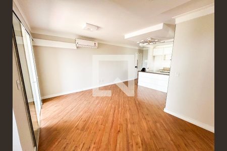 Sala  de apartamento para alugar com 3 quartos, 73m² em Usina Piratininga, São Paulo