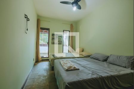 Quarto 1 de casa para alugar com 3 quartos, 200m² em Stella Maris, Salvador