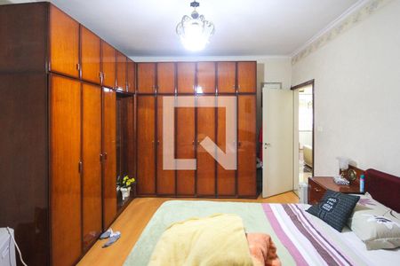 Quarto 2 de casa para alugar com 2 quartos, 300m² em Jardim Teresa, São Paulo