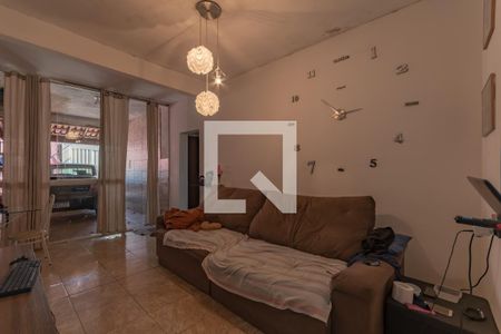 Sala de casa para alugar com 1 quarto, 92m² em Jardim Guanabara, Belo Horizonte