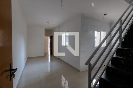 Sala de apartamento para alugar com 2 quartos, 50m² em Jardim Santo Alberto, Santo André