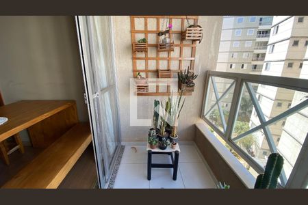 Sala de apartamento para alugar com 4 quartos, 110m² em Buritis, Belo Horizonte