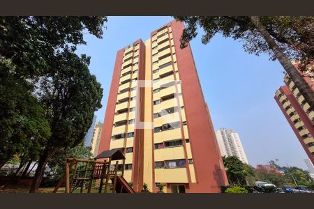 Apartamento à venda com 65m², 2 quartos e 1 vaga Apartamento à venda com 65m², 2 quartos e 1 vagaFachada