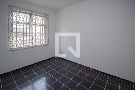 Quarto 1 de apartamento para alugar com 2 quartos, 65m² em Jardim Guanabara, Rio de Janeiro