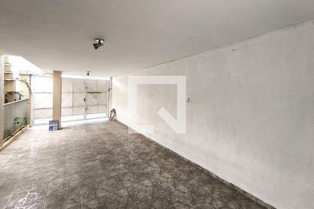 Casa à venda com 180m², 5 quartos e 1 vaga Casa à venda com 180m², 5 quartos e 1 vagaGaragem