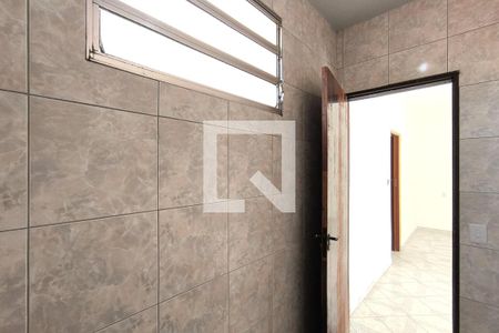 Casa à venda com 180m², 5 quartos e 1 vaga Casa à venda com 180m², 5 quartos e 1 vagaBanheiro da Suíte 2