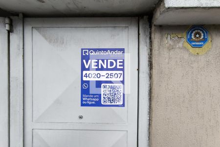 Casa à venda com 180m², 5 quartos e 1 vaga Casa à venda com 180m², 5 quartos e 1 vagaPlaquinha