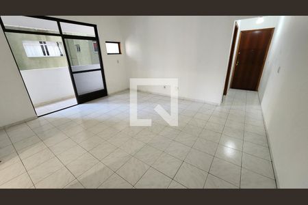 Sala de apartamento para alugar com 3 quartos, 58m² em Gonzaga, Santos