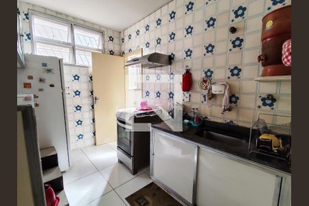 Cozinha de apartamento à venda com 3 quartos, 120m² em Sion, Belo Horizonte