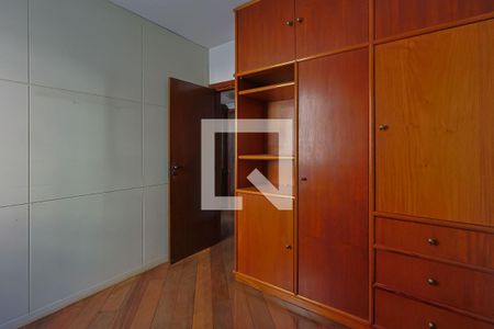 Quarto  de apartamento à venda com 4 quartos, 118m² em Sagrada Família, Belo Horizonte