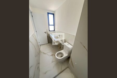 Banheiro da Suíte de apartamento para alugar com 2 quartos, 84m² em Vila da Serra, Nova Lima