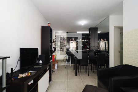 Sala de apartamento para alugar com 3 quartos, 67m² em Jardim Monte Kemel, São Paulo