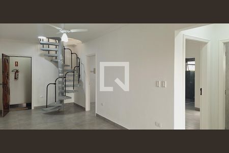 Sala de apartamento para alugar com 3 quartos, 177m² em Tupi, Praia Grande