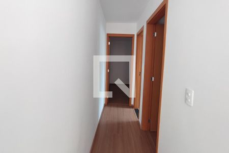 Corredor- Quartos  de apartamento para alugar com 2 quartos, 45m² em Parque Industrial, Campinas