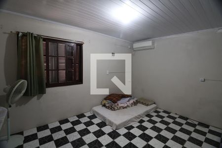 Quarto 2 de casa à venda com 2 quartos, 100m² em Guajuviras, Canoas