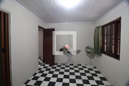 Quarto 2 de casa à venda com 2 quartos, 100m² em Guajuviras, Canoas