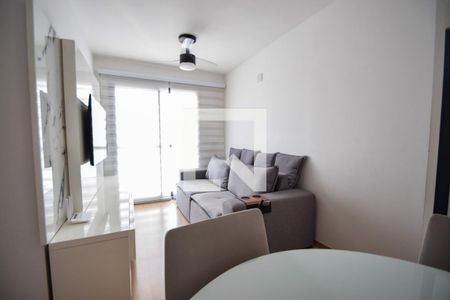 Sala de apartamento para alugar com 2 quartos, 55m² em Todos Os Santos, Rio de Janeiro