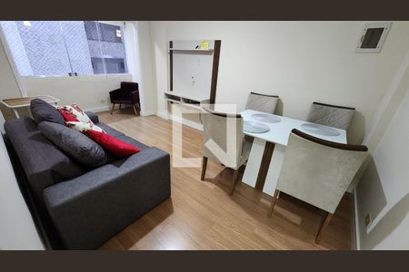 Sala de apartamento para alugar com 1 quarto, 60m² em Ponta da Praia, Santos