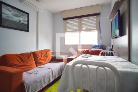 Sala de apartamento à venda com 2 quartos, 50m² em Sarandi, Porto Alegre