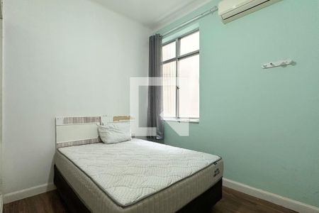 Quarto 01 de apartamento para alugar com 1 quarto, 40m² em Copacabana, Rio de Janeiro