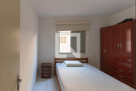 Quarto 2 de apartamento à venda com 2 quartos, 56m² em Vila Marieta, Campinas