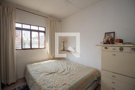 Quarto 2 de casa para alugar com 3 quartos, 75m² em Moinho Velho, São Paulo