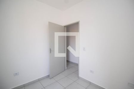 Quarto 1 de casa para alugar com 1 quarto, 40m² em Vila Guedes, São Paulo