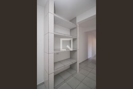 Sala/Cozinha de casa para alugar com 1 quarto, 40m² em Vila Guedes, São Paulo