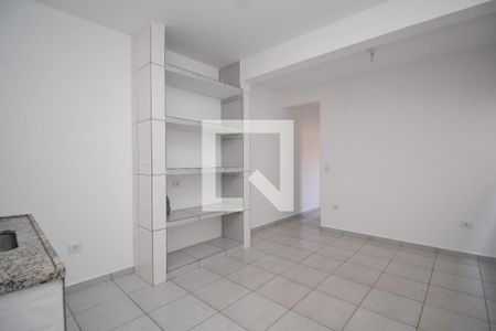 Sala/Cozinha de casa para alugar com 1 quarto, 40m² em Vila Guedes, São Paulo