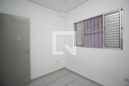 Quarto 1 de casa para alugar com 1 quarto, 40m² em Vila Guedes, São Paulo