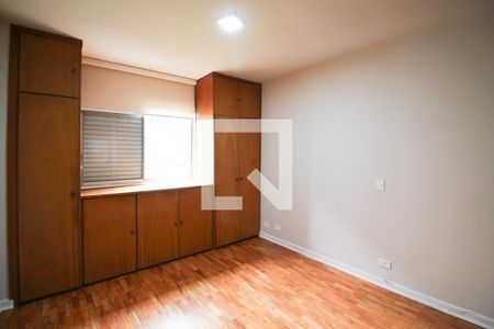 Suíte  de apartamento para alugar com 3 quartos, 130m² em Itaim Bibi, São Paulo