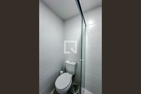 Banheiro de kitnet/studio para alugar com 1 quarto, 20m² em Ipiranga, São Paulo